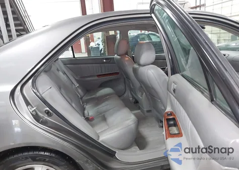 2006 Toyota Camry Xle z USA, uszkodzony, nr VIN 4T1BE32K86U666000